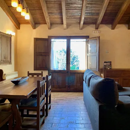 Can Vila Holiday home *
